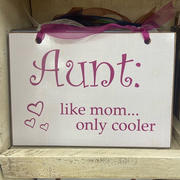 Meet your Posher, Melonie - Picture 2 of 14